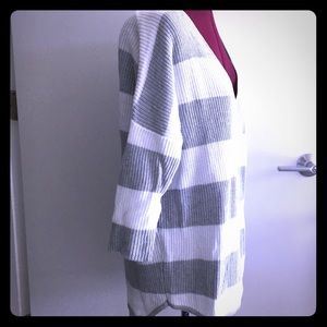 EXPRESS Slouchy V-neck sweater